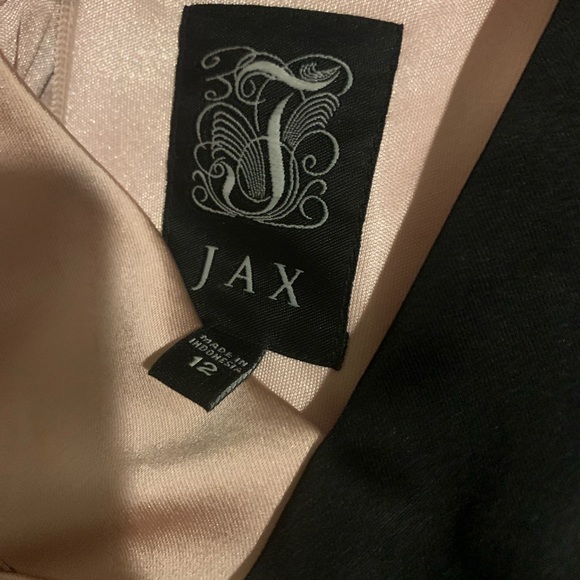 JAX Structured Bodycon - Picture 3 of 5